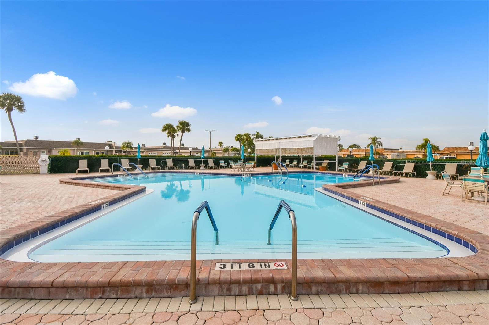 1 BOCA CIEGA POINT BOULEVARD, #206, St Petersburg, FL 33708