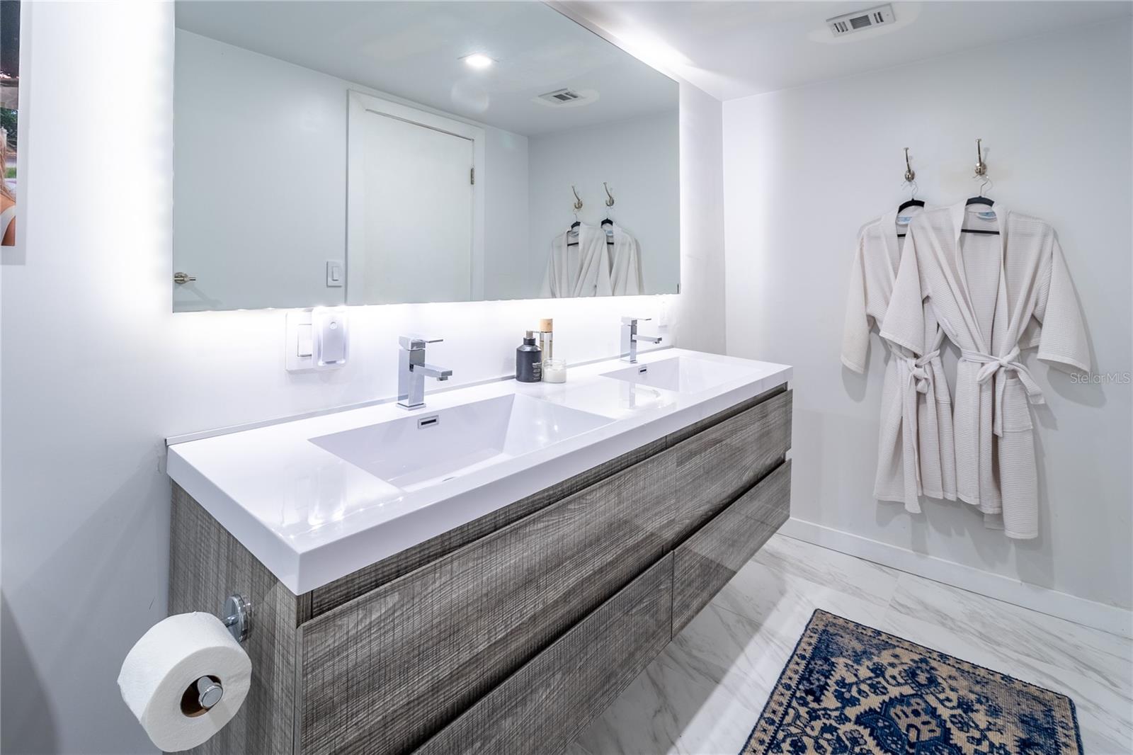 2611 BAYSHORE BOULEVARD, #205, Tampa, FL 33629