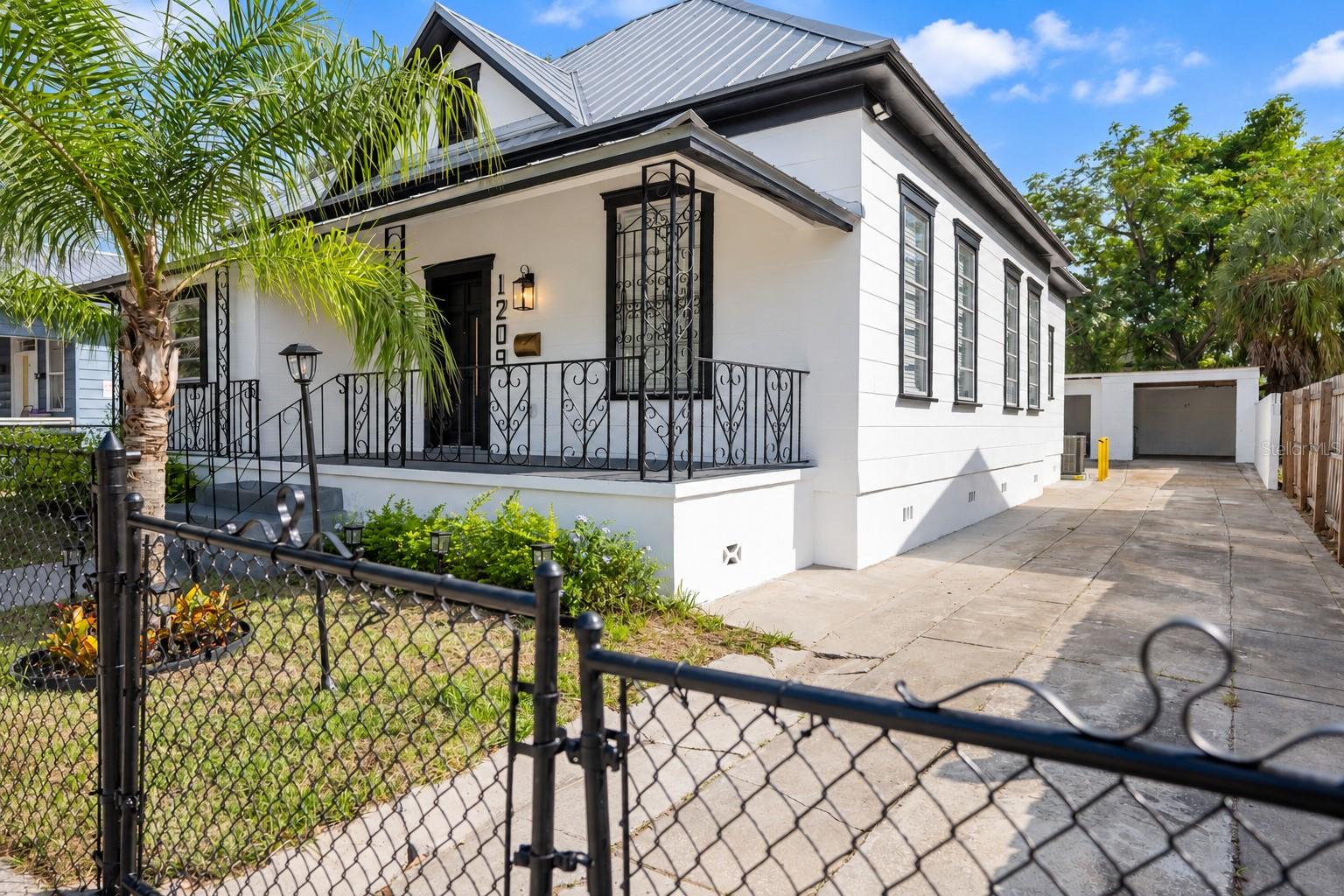 1209 E 18TH AVENUE, Tampa, FL 33605