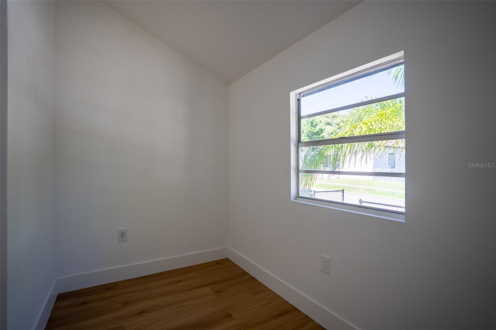 1209 E 18TH AVENUE, Tampa, FL 33605