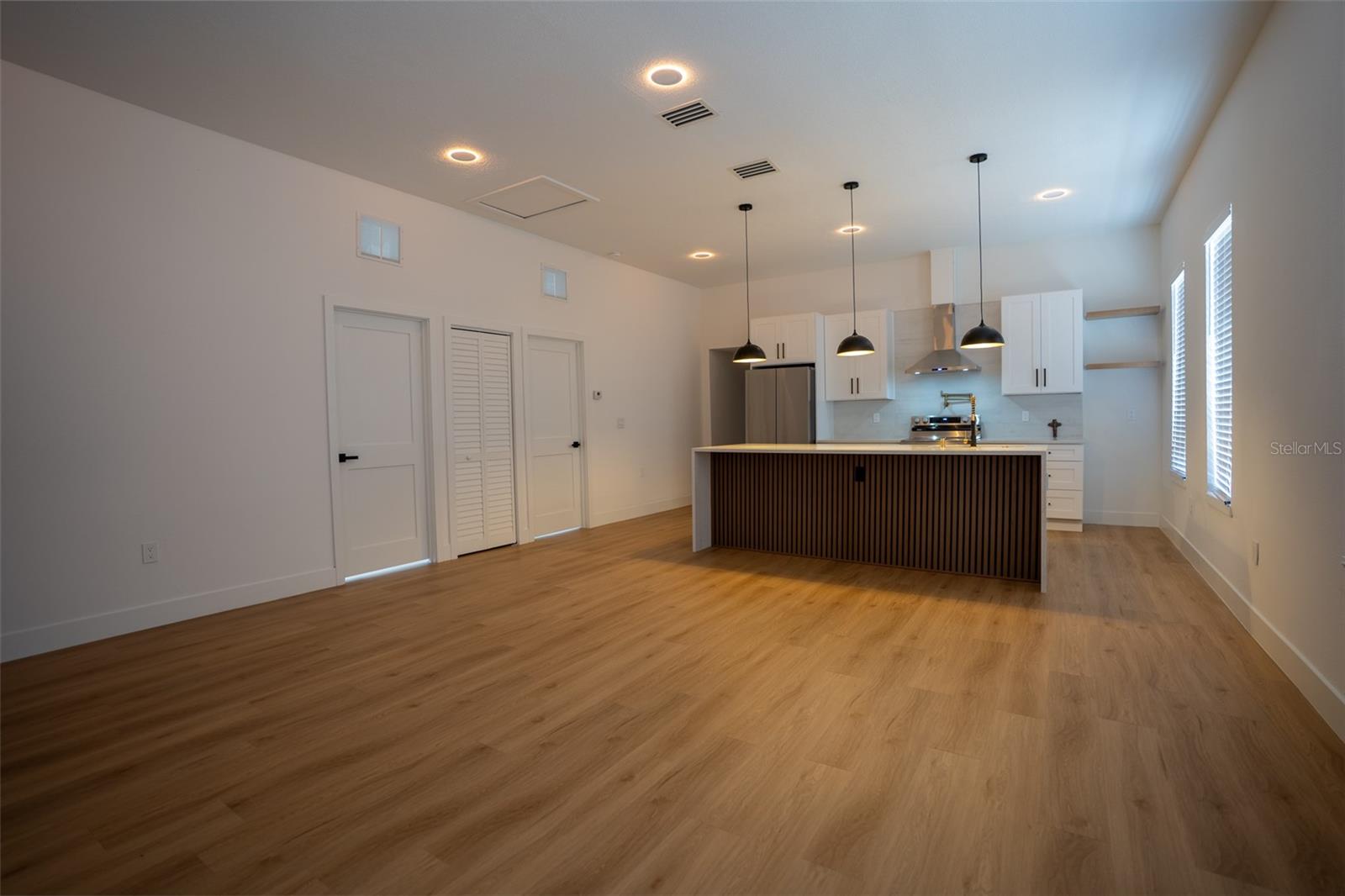 1209 E 18TH AVENUE, Tampa, FL 33605