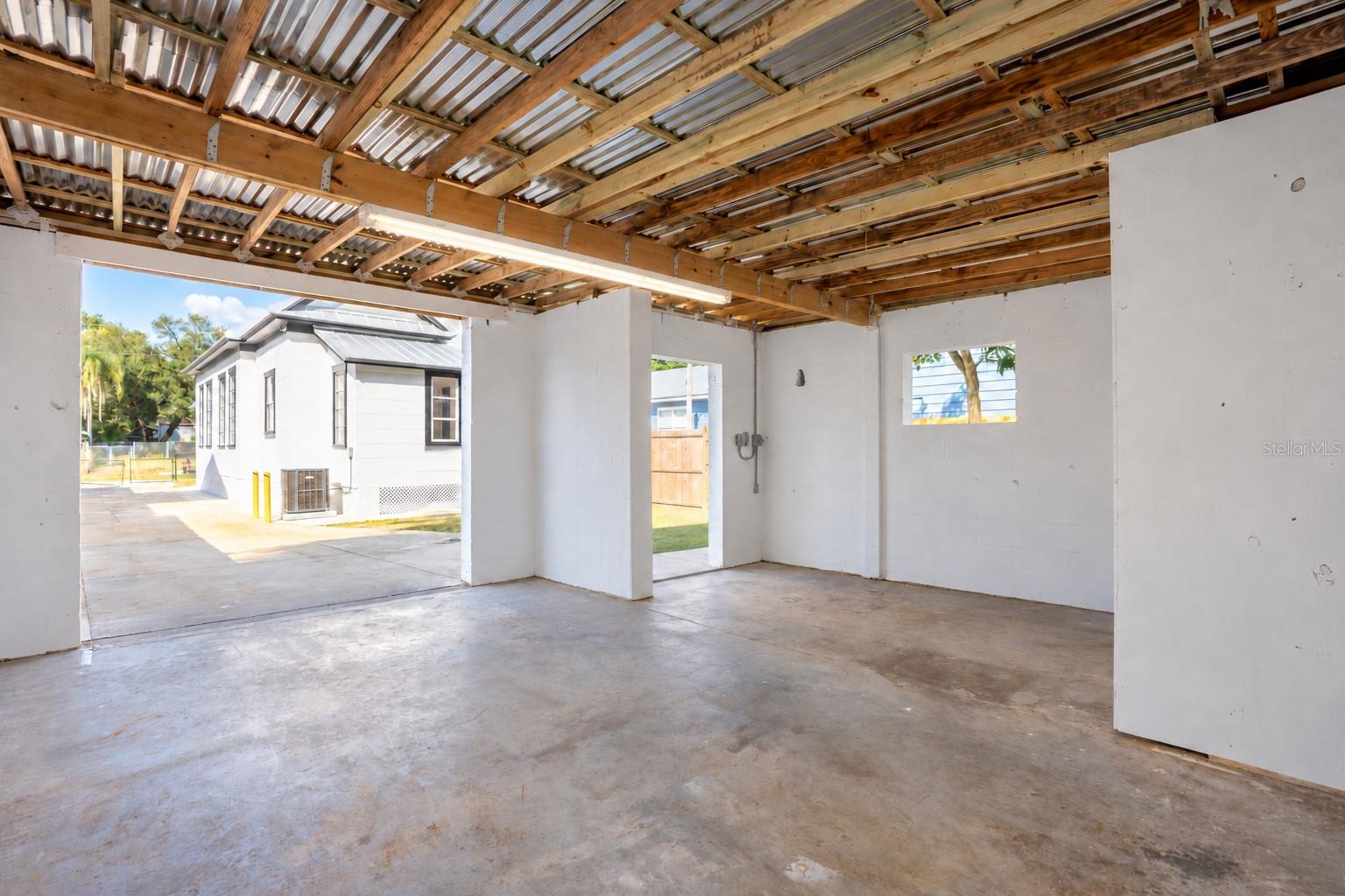 1209 E 18TH AVENUE, Tampa, FL 33605