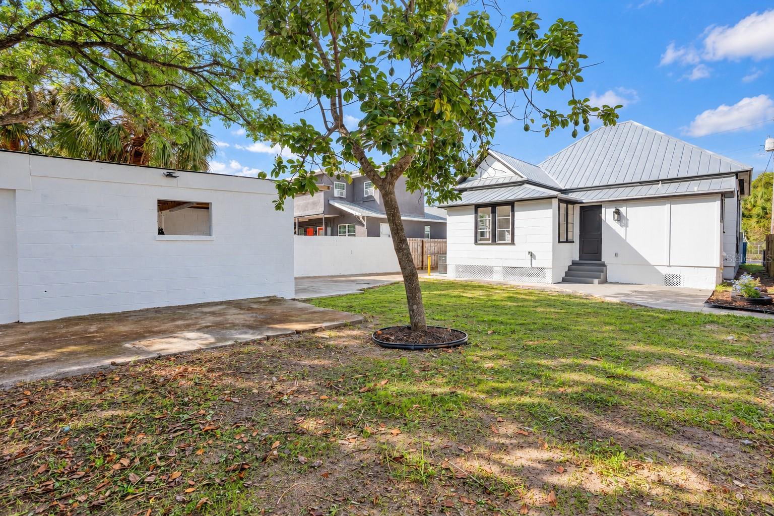 1209 E 18TH AVENUE, Tampa, FL 33605