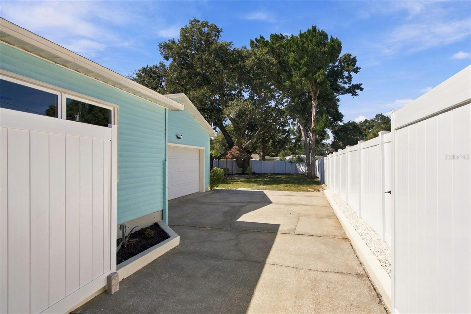1119 63RD STREET S, Gulfport, FL 33707