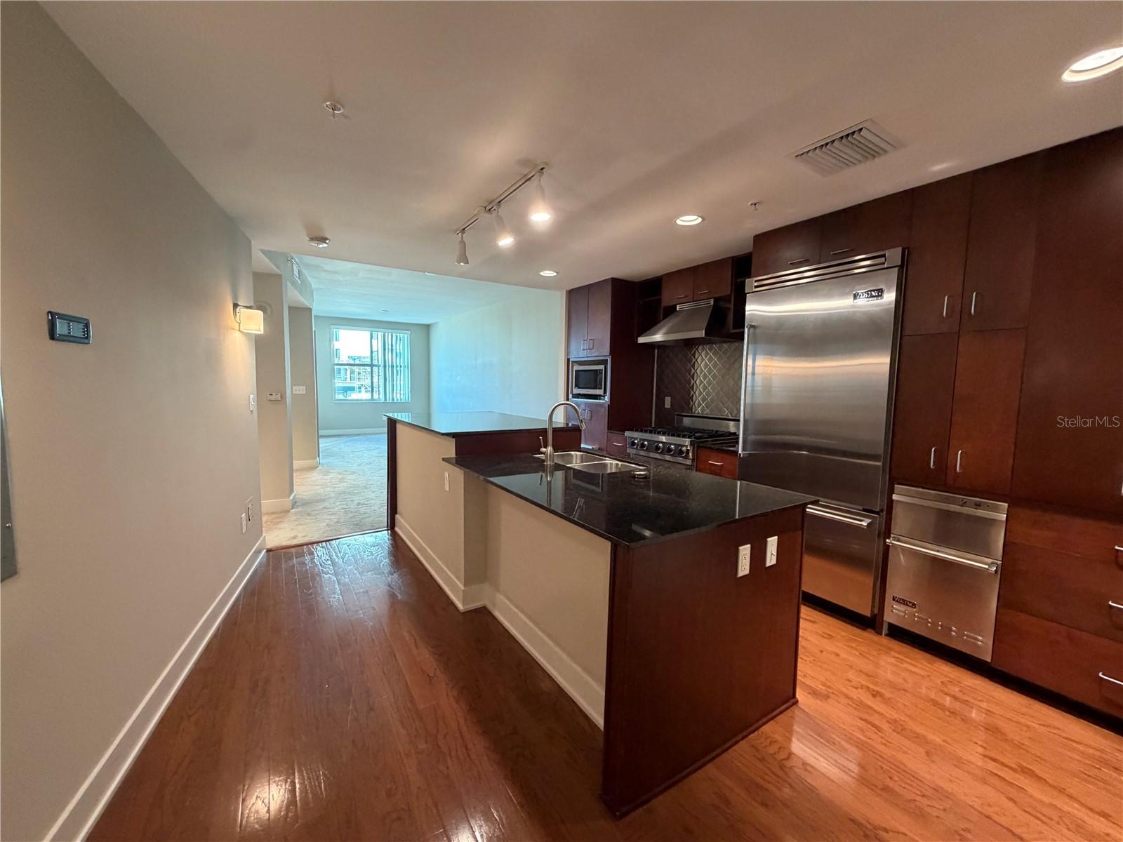 1120 E KENNEDY BOULEVARD, #1022, Tampa, FL 33602