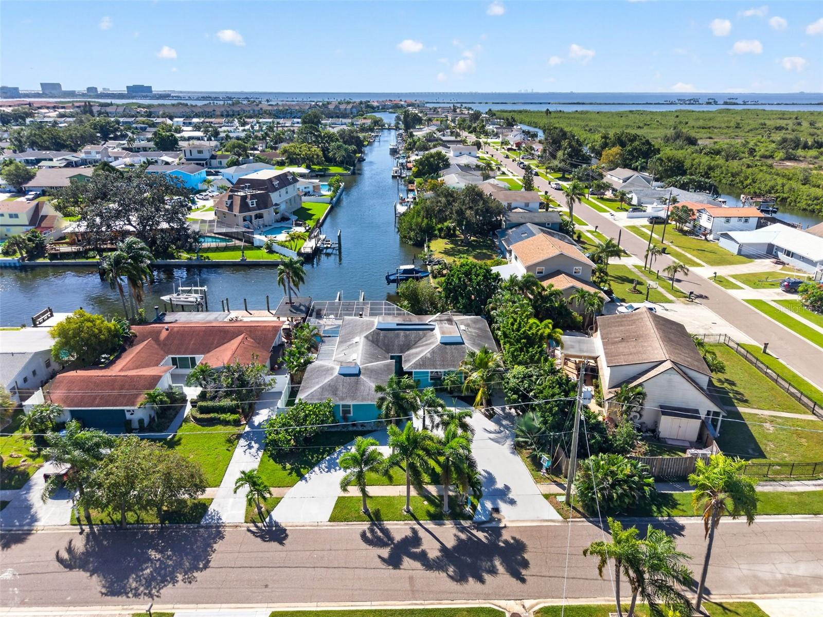 4643 BAY CREST DRIVE, Tampa, FL 33615