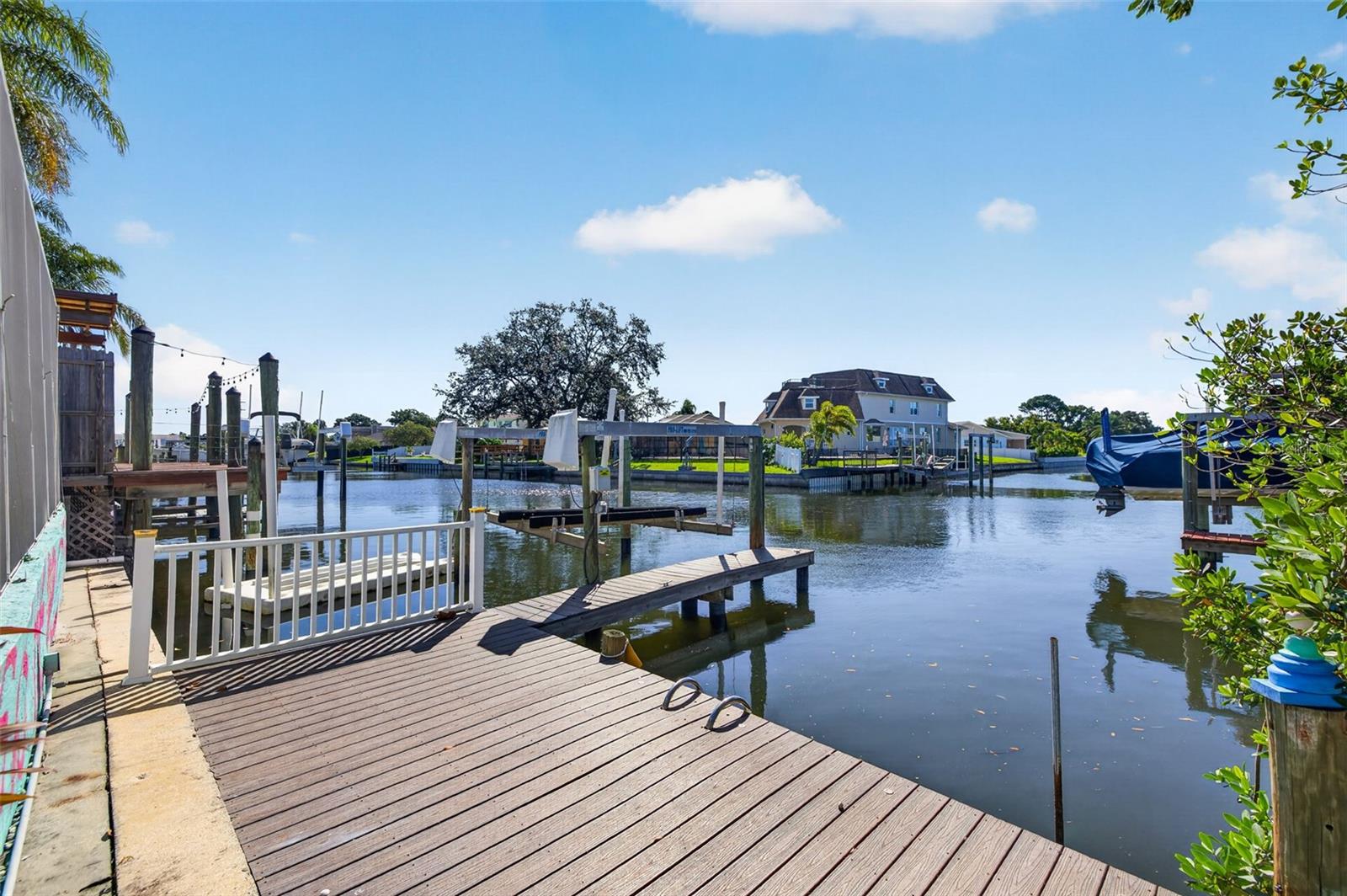 4643 BAY CREST DRIVE, Tampa, FL 33615