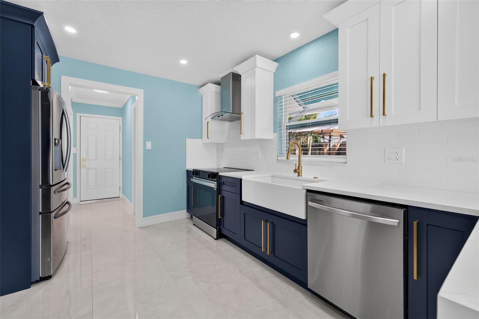 4643 BAY CREST DRIVE, Tampa, FL 33615