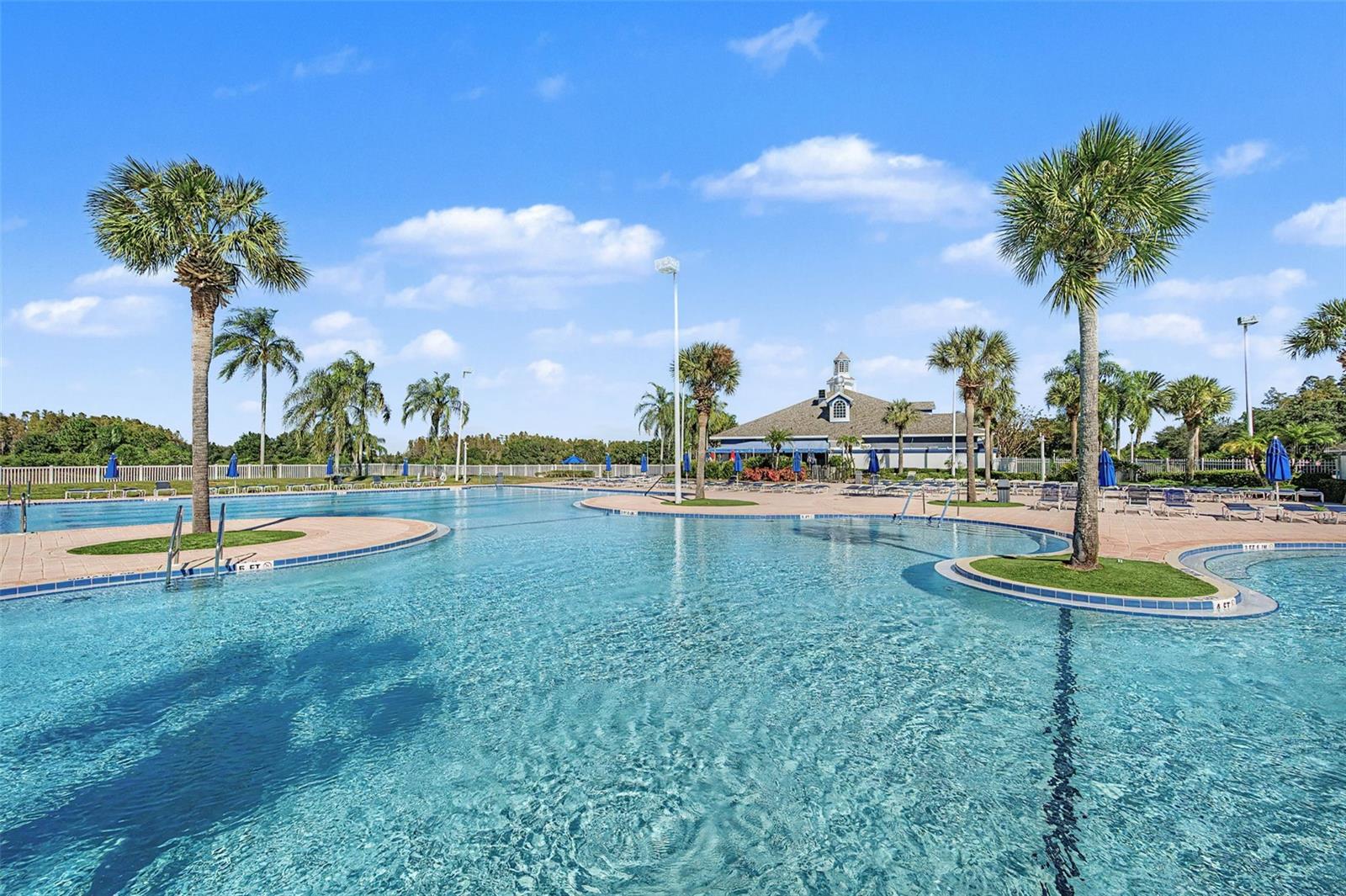 19266 FISHERMANS BEND DRIVE, Lutz, FL 33558