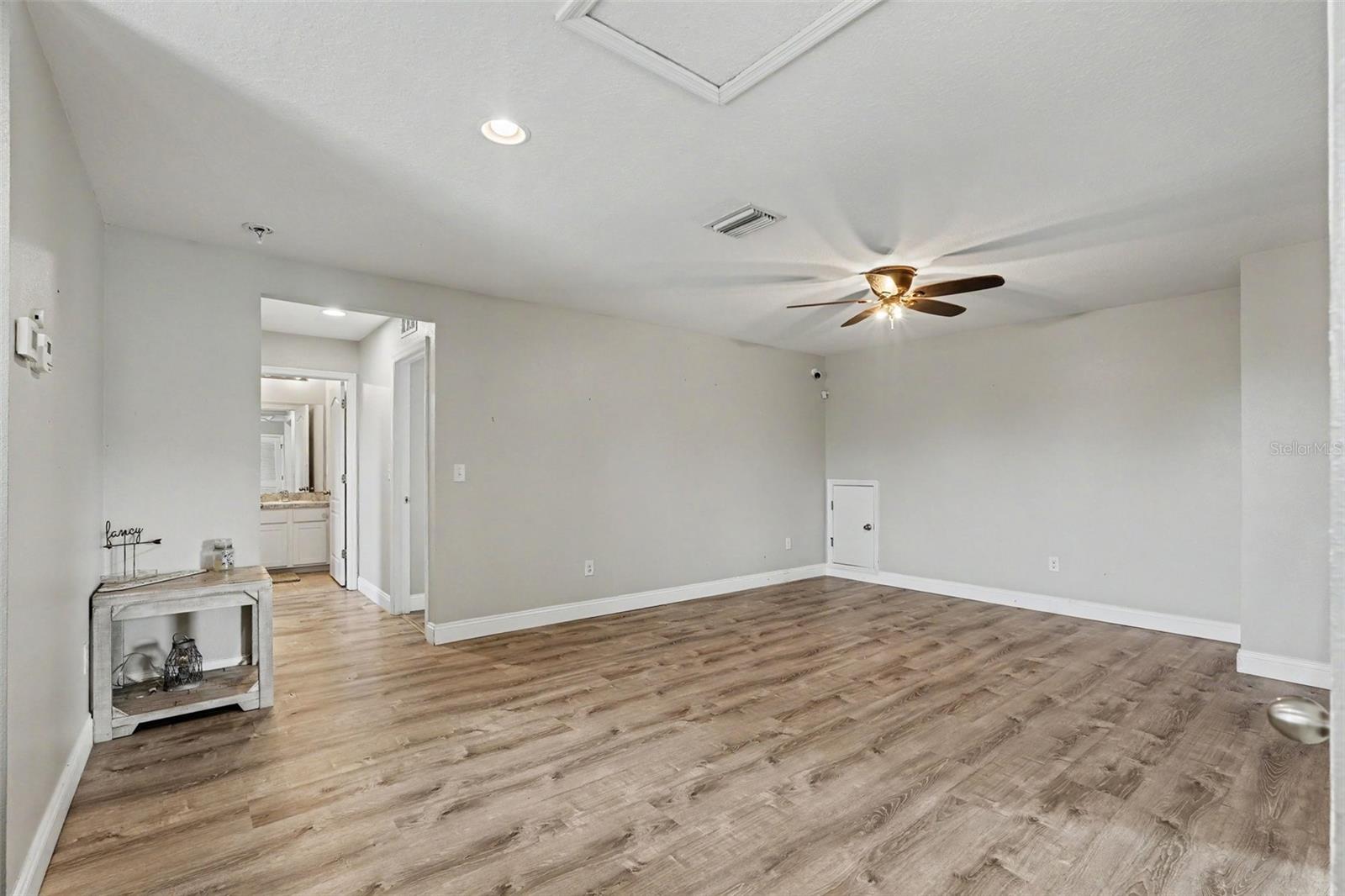 11512 WARREN OAKS PLACE, Riverview, FL 33578
