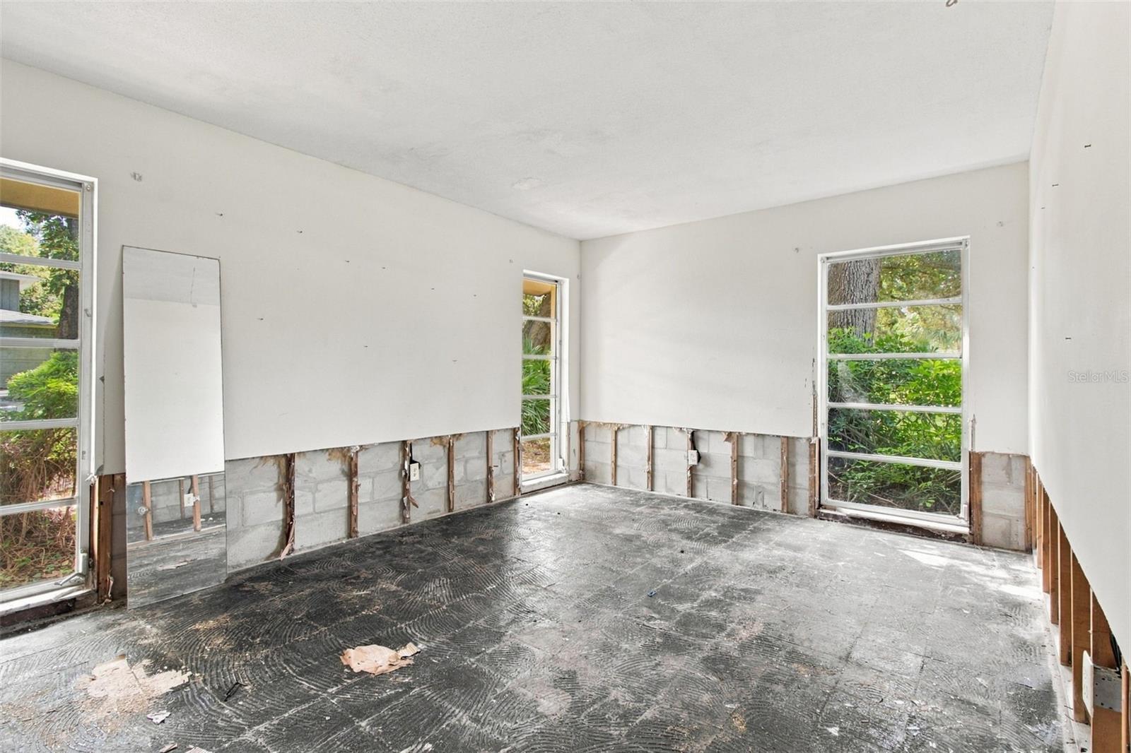 1996 GLENN ROAD, Clearwater, FL 33764