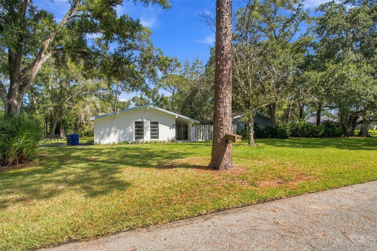 1996 GLENN ROAD, Clearwater, FL 33764