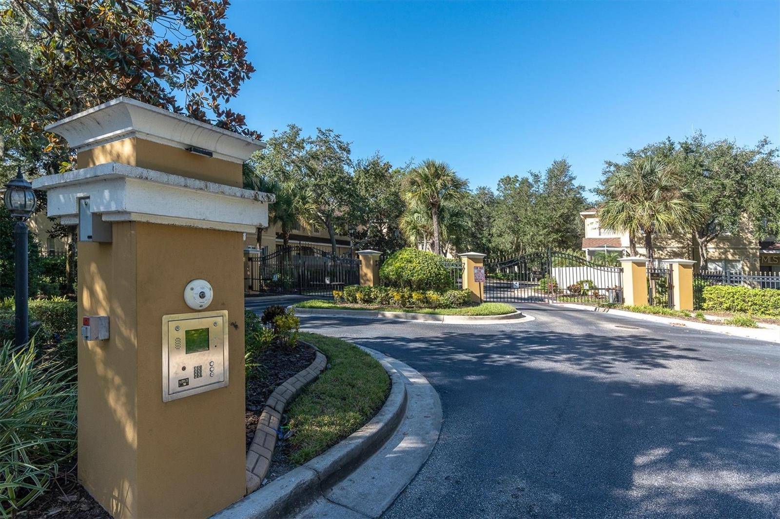 10608 SHADY FALLS COURT, Riverview, FL 33578
