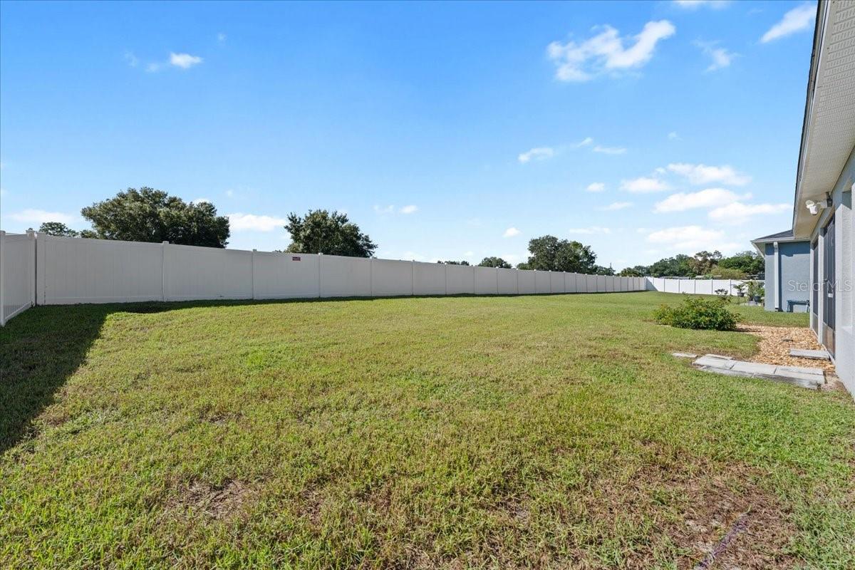 1041 MONTGOMERY LANE, Polk City, FL 33868