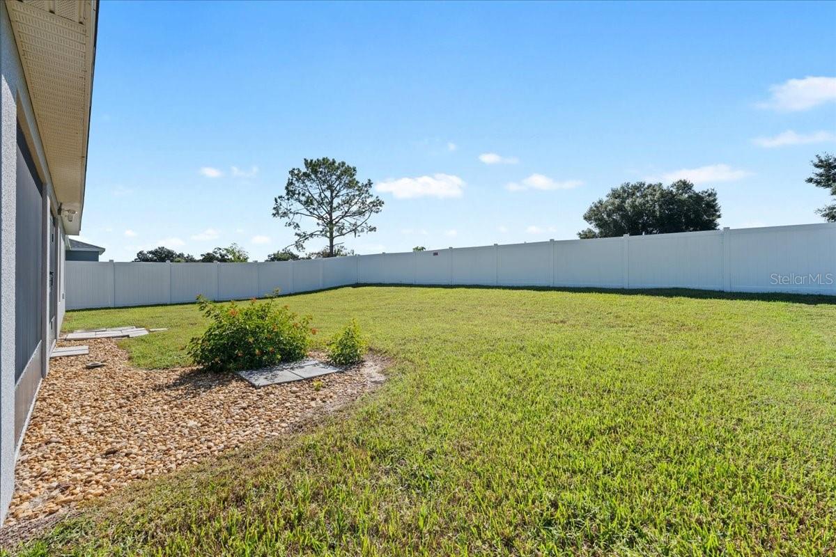 1041 MONTGOMERY LANE, Polk City, FL 33868