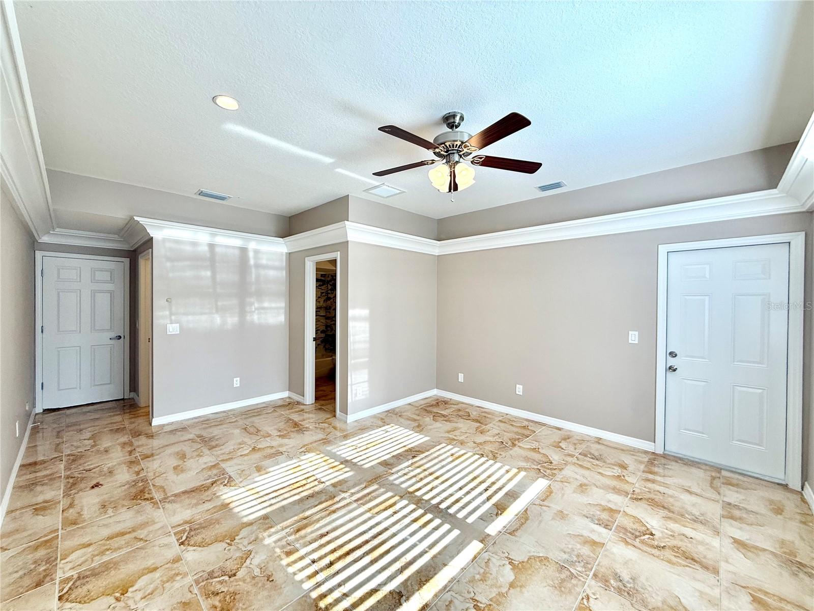 10334 LONGWOOD DRIVE, Seminole, FL 33777