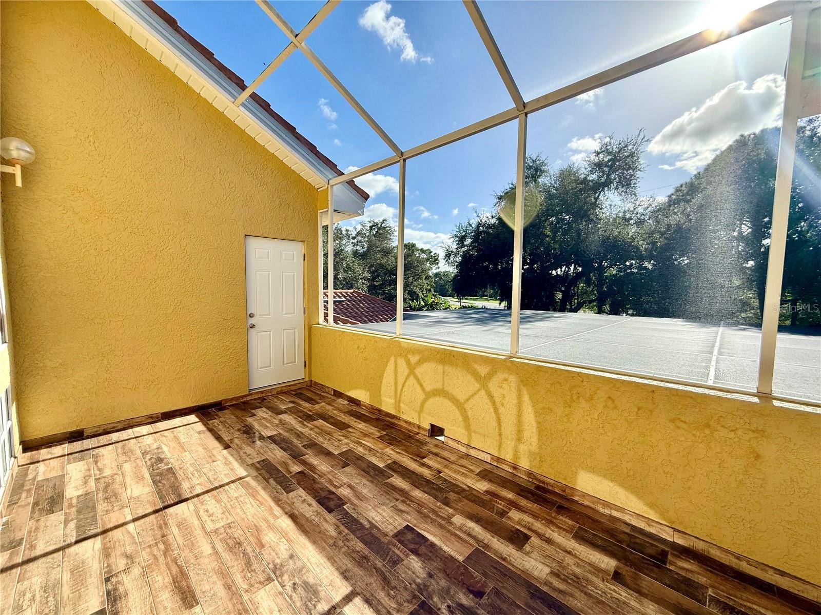 10334 LONGWOOD DRIVE, Seminole, FL 33777