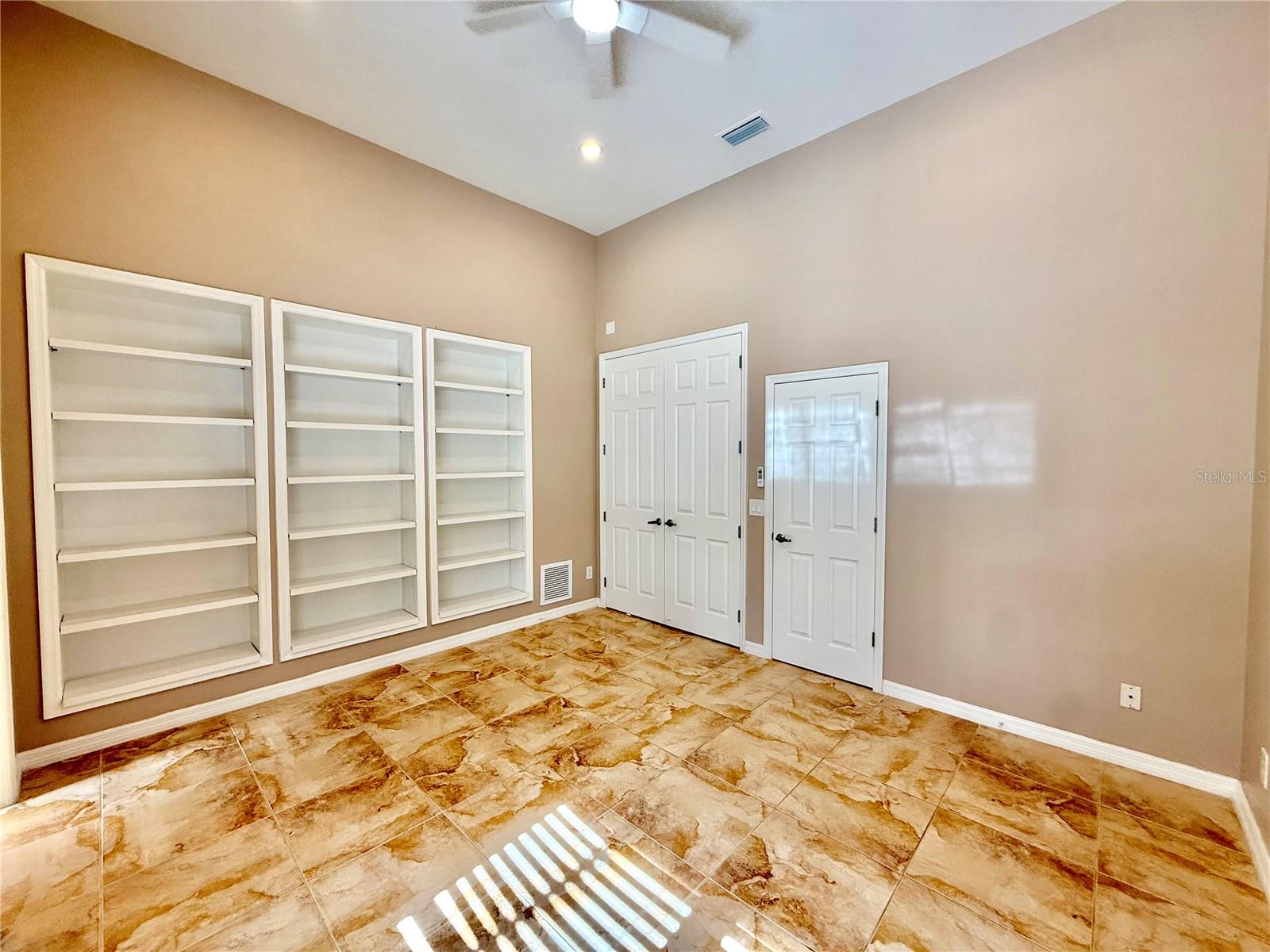 10334 LONGWOOD DRIVE, Seminole, FL 33777