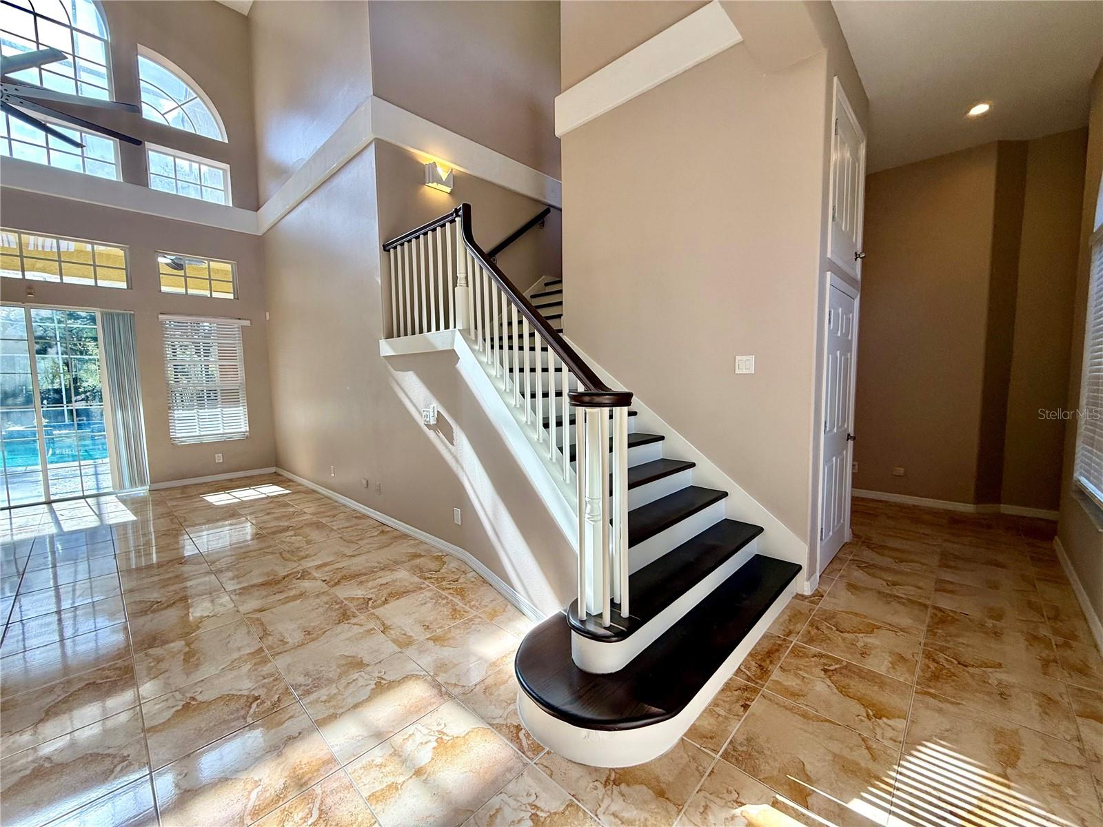 10334 LONGWOOD DRIVE, Seminole, FL 33777