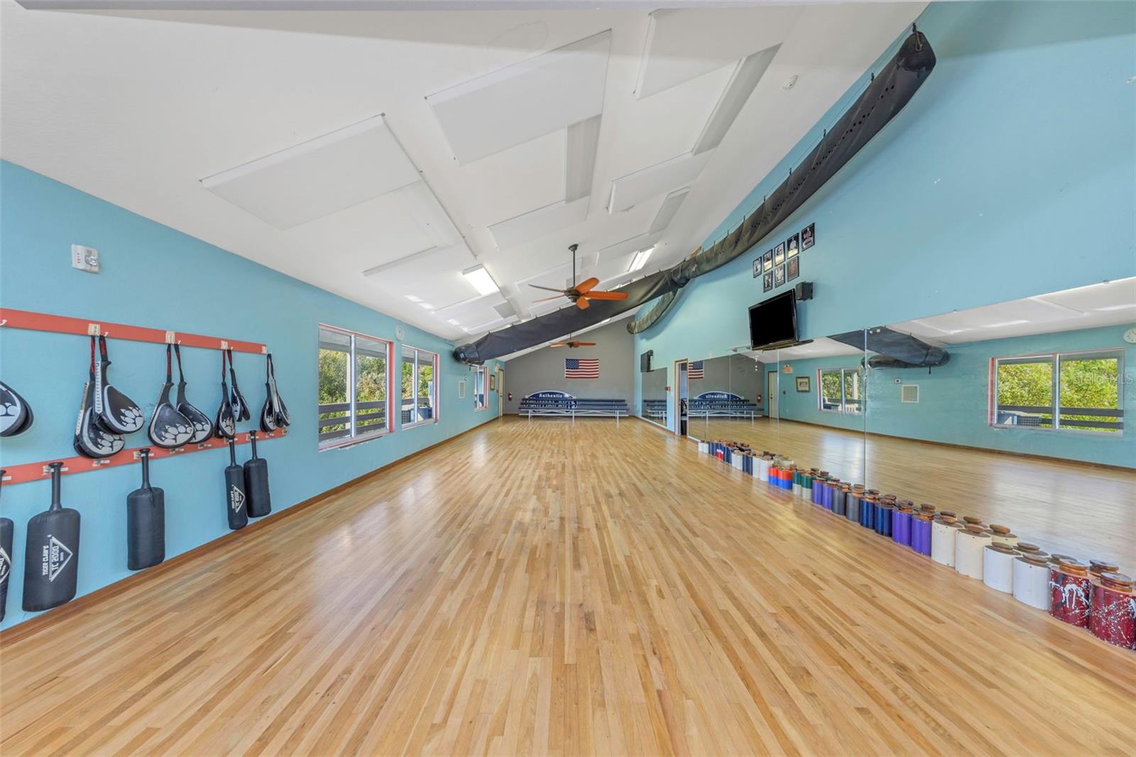 780 N MISSOURI AVENUE, Largo, FL 33770