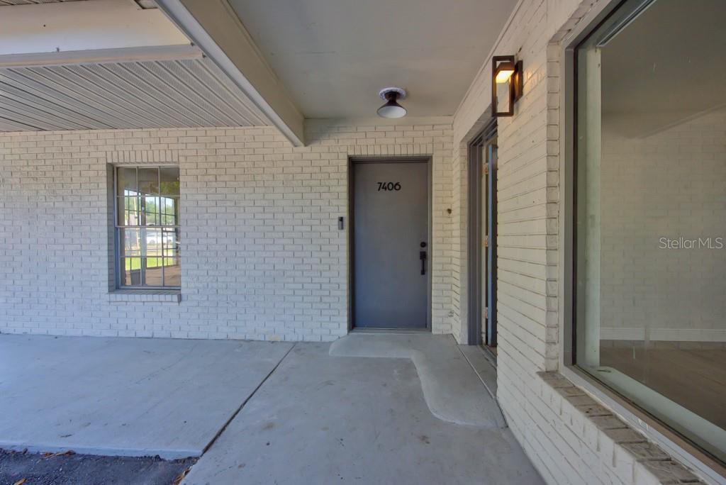 7406 COMMERCE STREET, Riverview, FL 33578