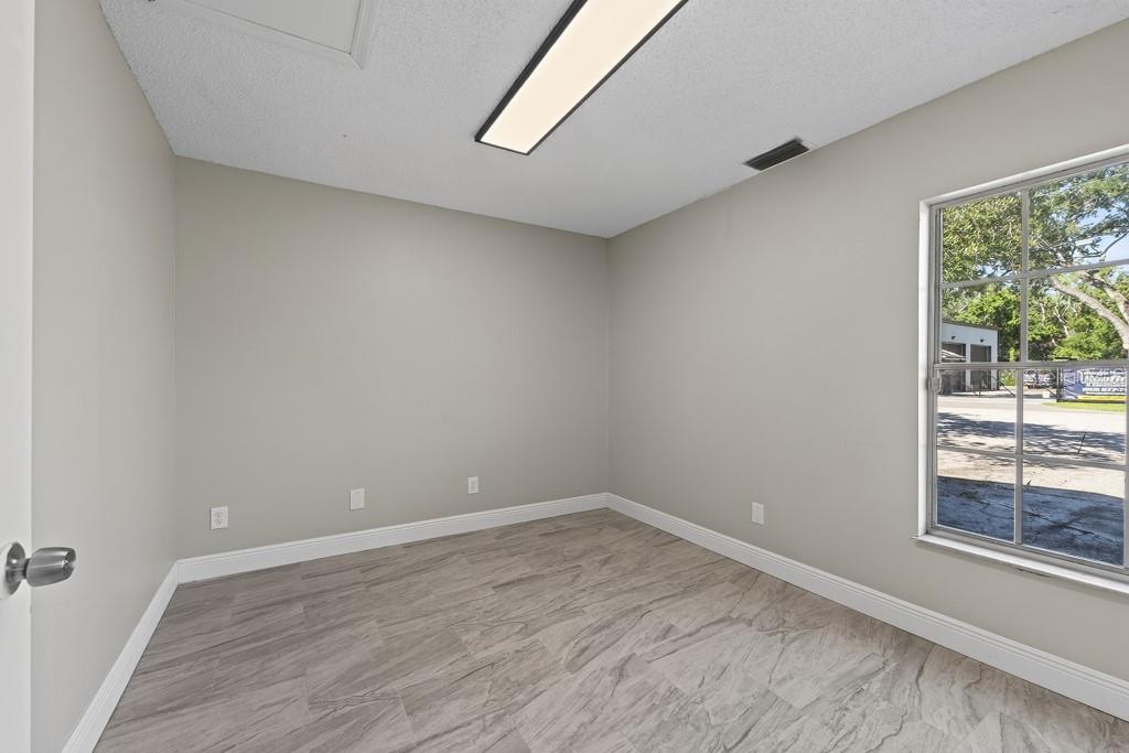 7406 COMMERCE STREET, Riverview, FL 33578