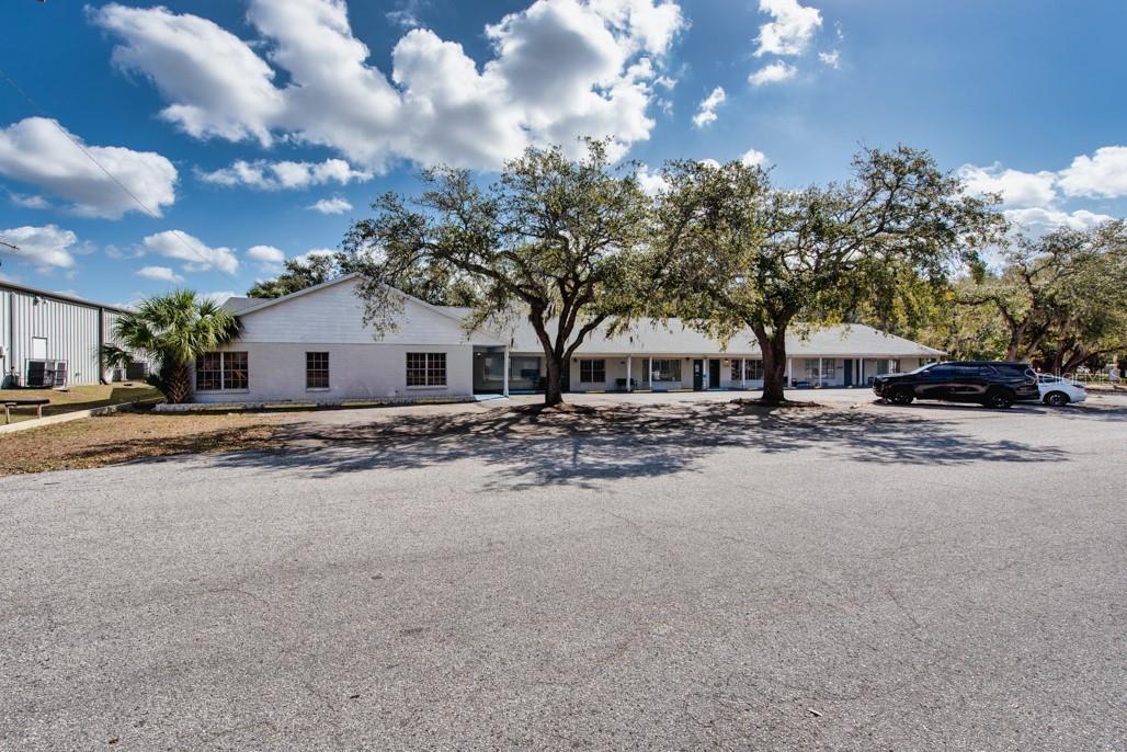 7406 COMMERCE STREET, Riverview, FL 33578