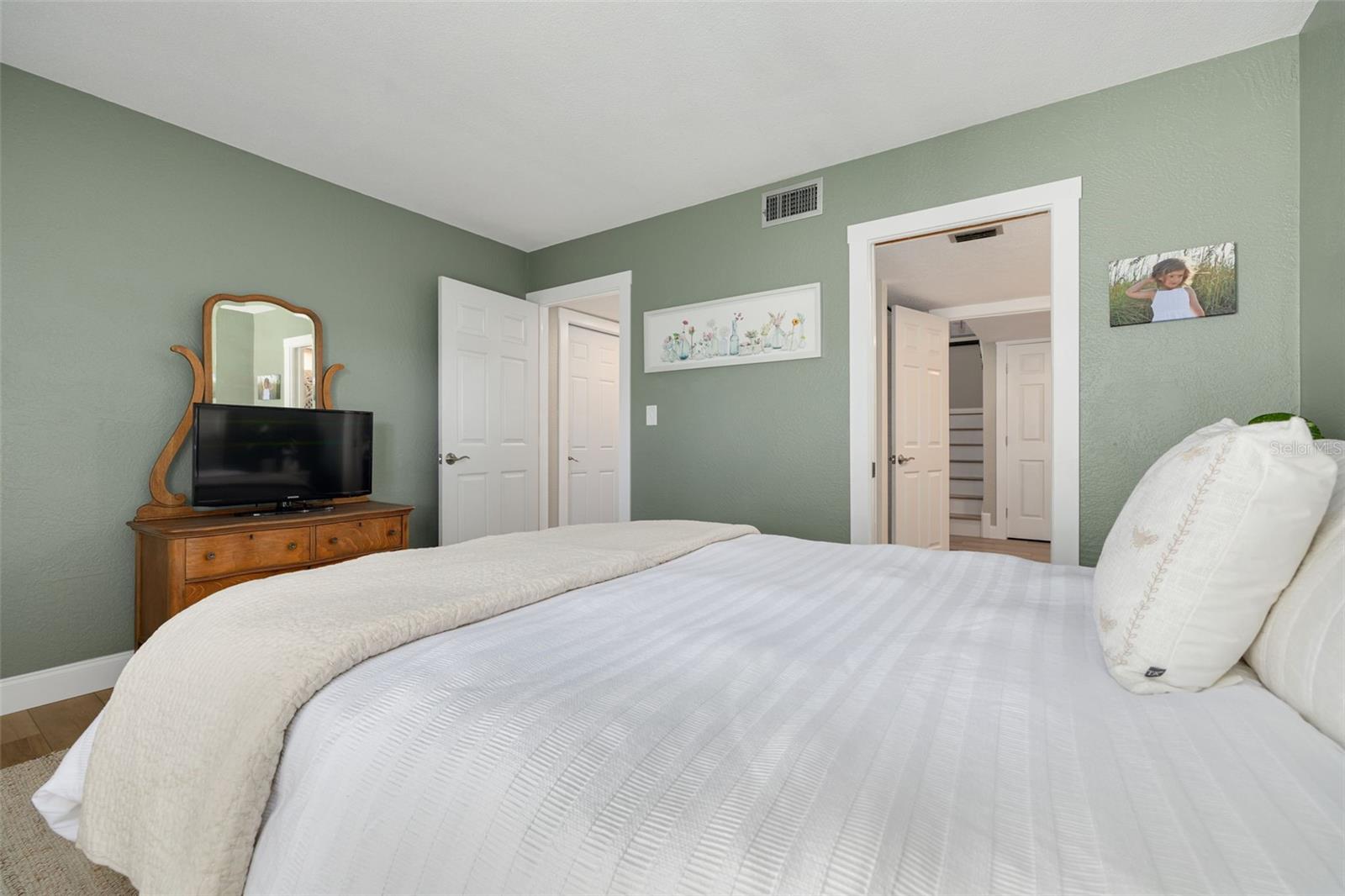 1496 TREETOP DRIVE, Palm Harbor, FL 34683