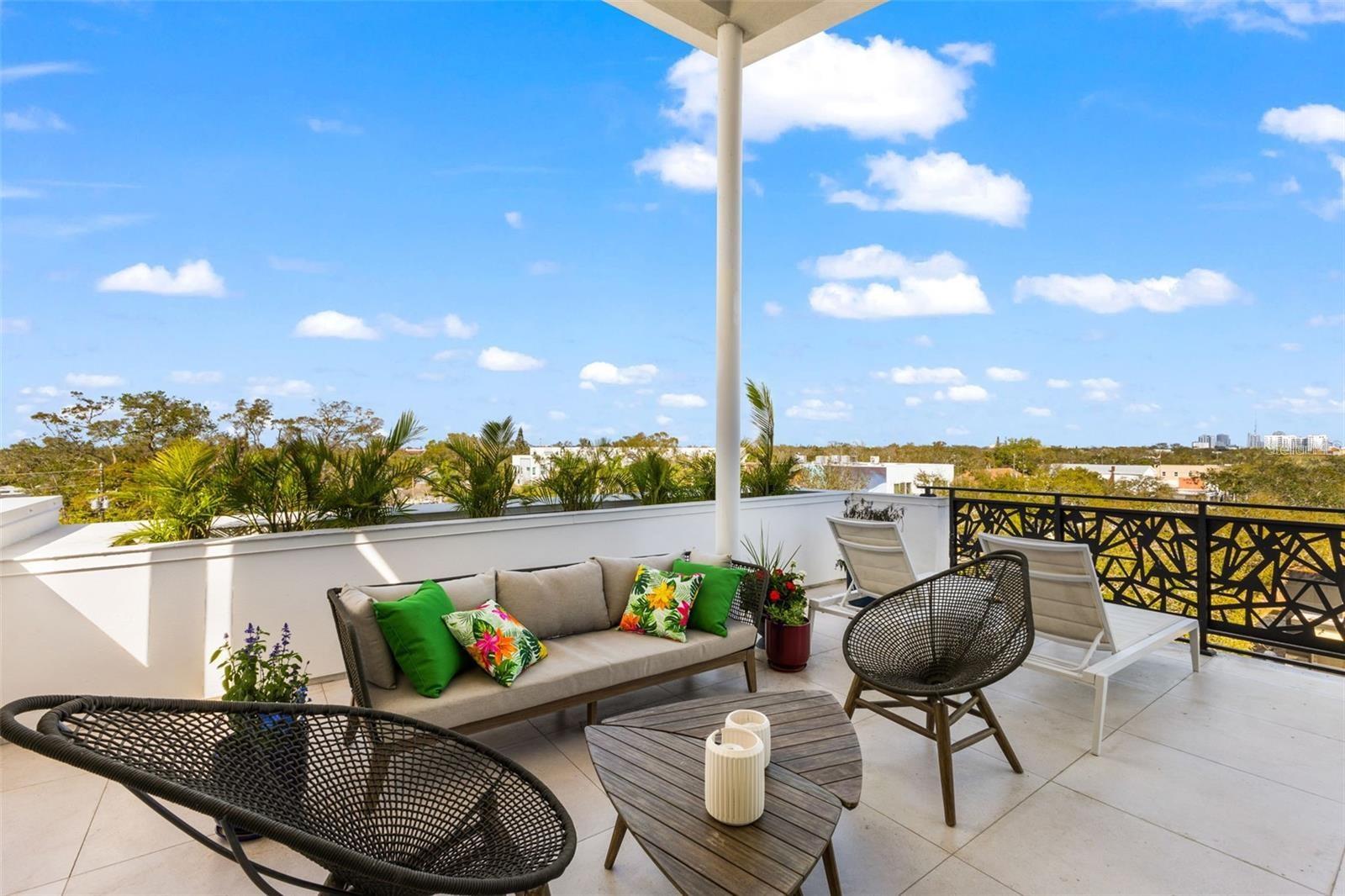 45 27TH STREET S, #1, St Petersburg, FL 33712