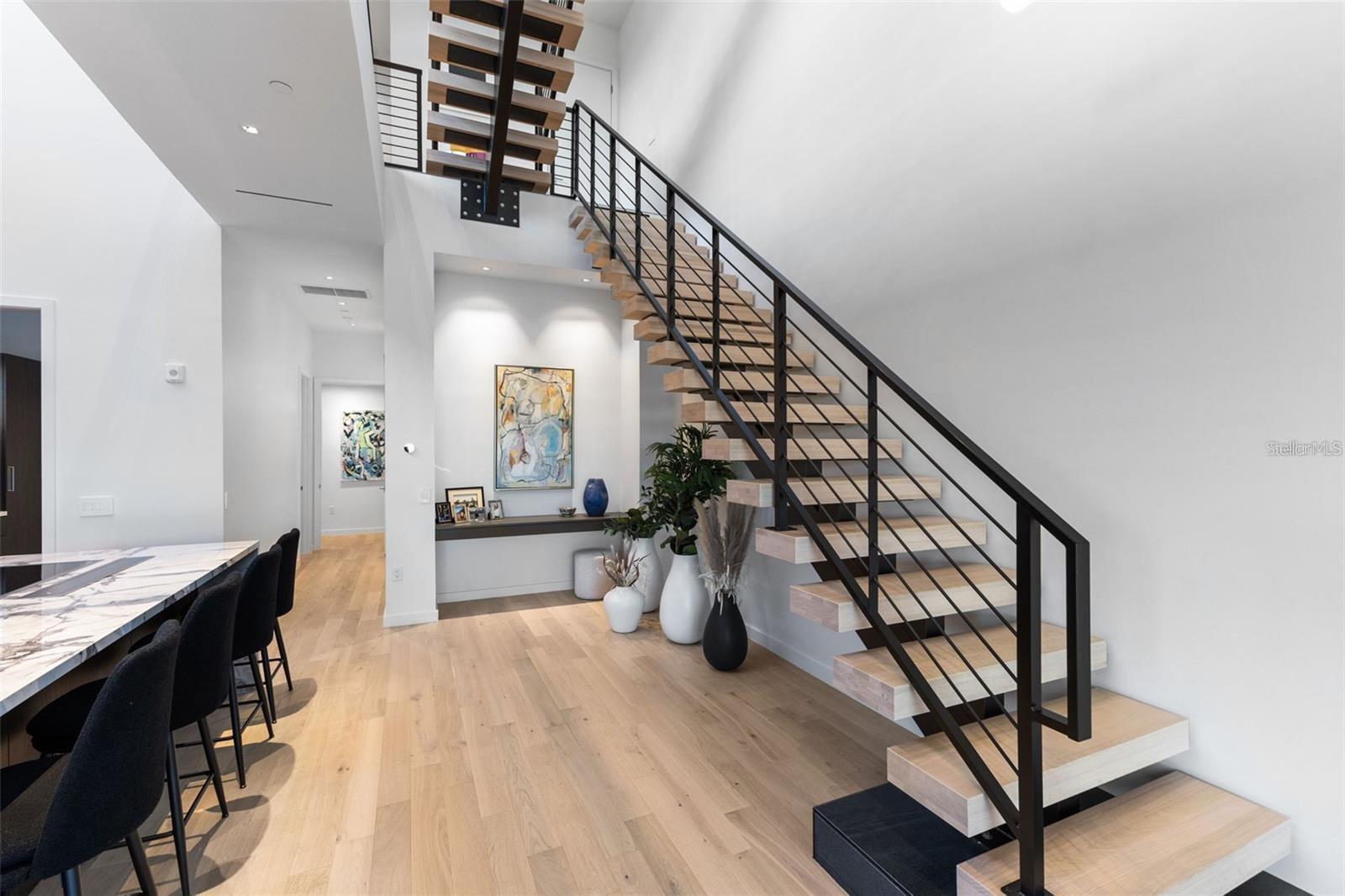 45 27TH STREET S, #1, St Petersburg, FL 33712