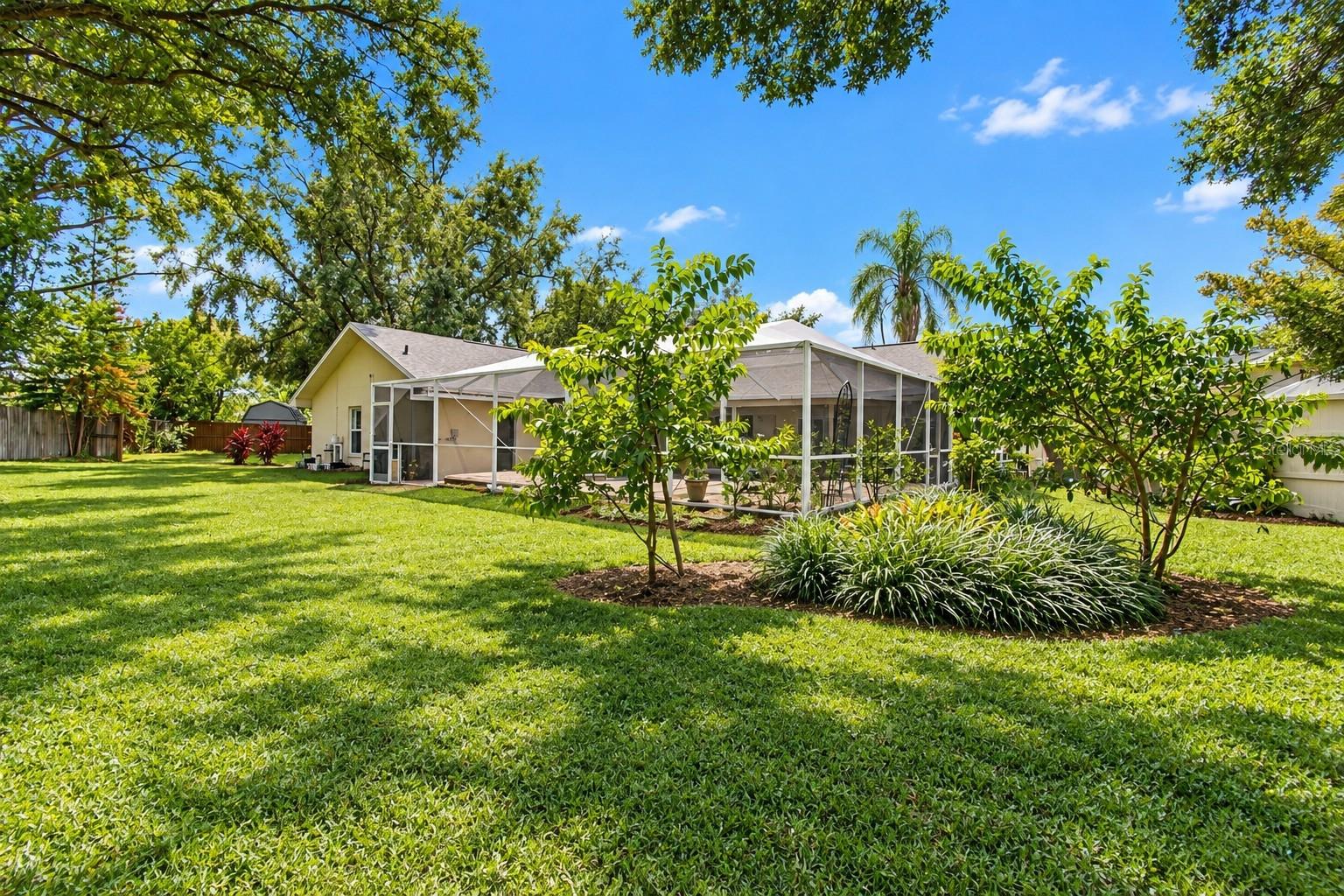 2202 GLEN MIST DRIVE, Valrico, FL 33594