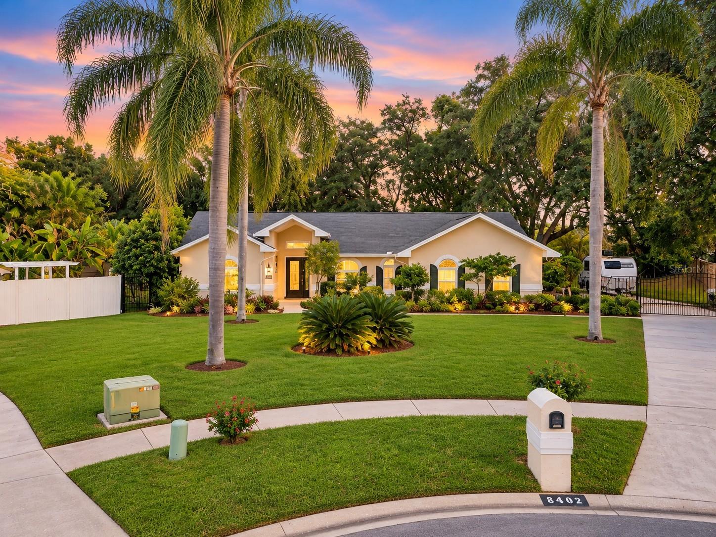 2202 GLEN MIST DRIVE, Valrico, FL 33594
