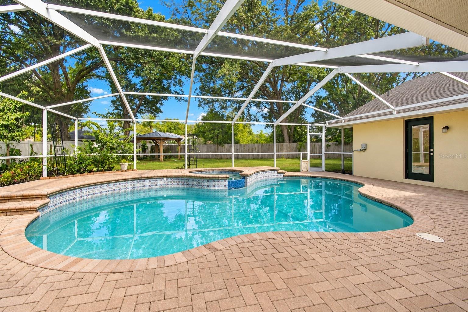 2202 GLEN MIST DRIVE, Valrico, FL 33594