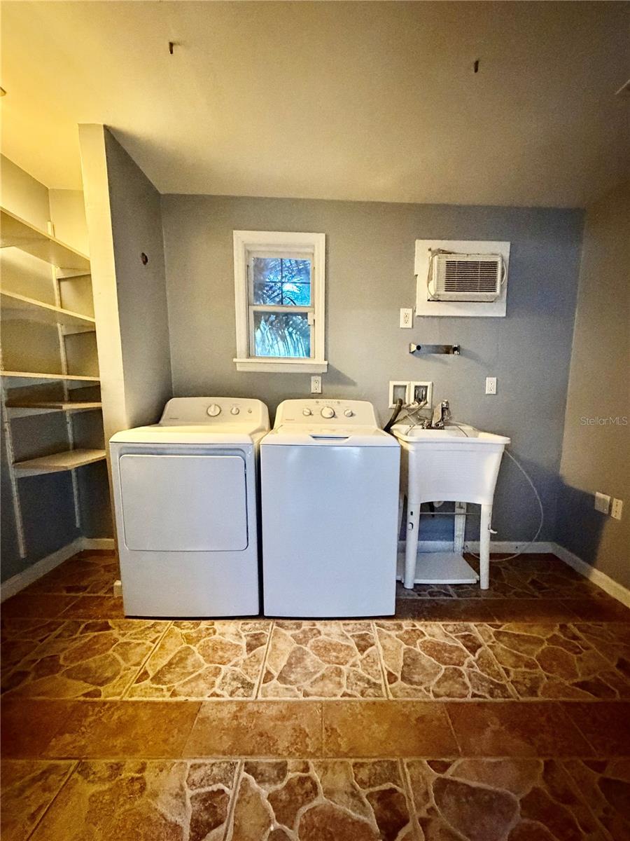 Laundry Roomn