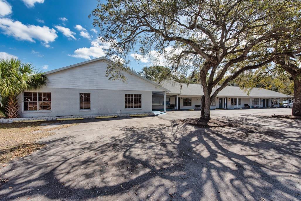 7408 COMMERCE STREET, Riverview, FL 33578