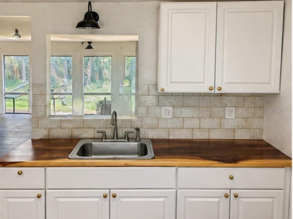 10017 LINDA STREET, Gibsonton, FL 33534 10017 LINDA STREET, Gibsonton, FL 33534