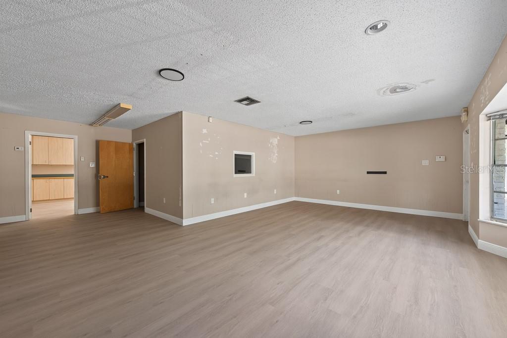 7416 COMMERCE STREET, Riverview, FL 33578