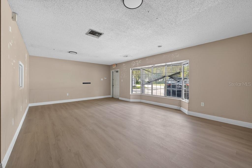 7416 COMMERCE STREET, Riverview, FL 33578