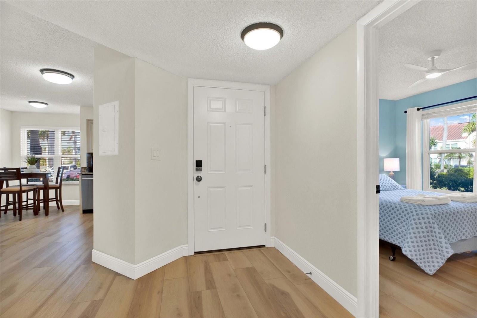 6080 BAHIA DEL MAR CIRCLE, #109, St Petersburg, FL 33715