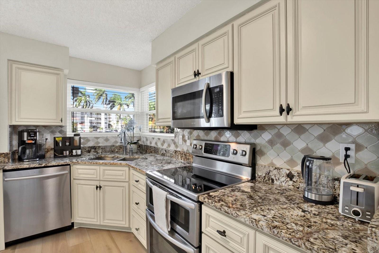 6080 BAHIA DEL MAR CIRCLE, #109, St Petersburg, FL 33715
