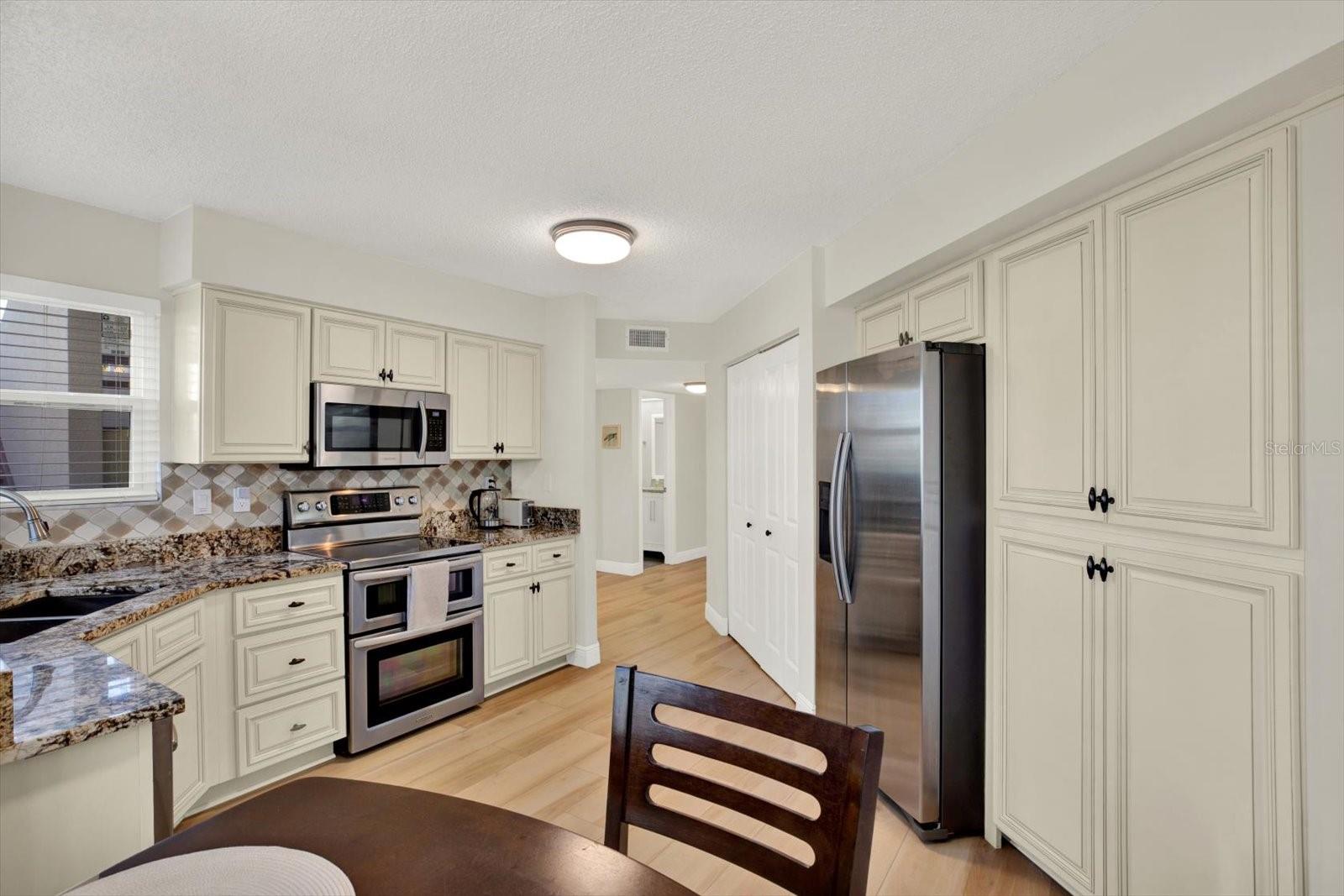 6080 BAHIA DEL MAR CIRCLE, #109, St Petersburg, FL 33715