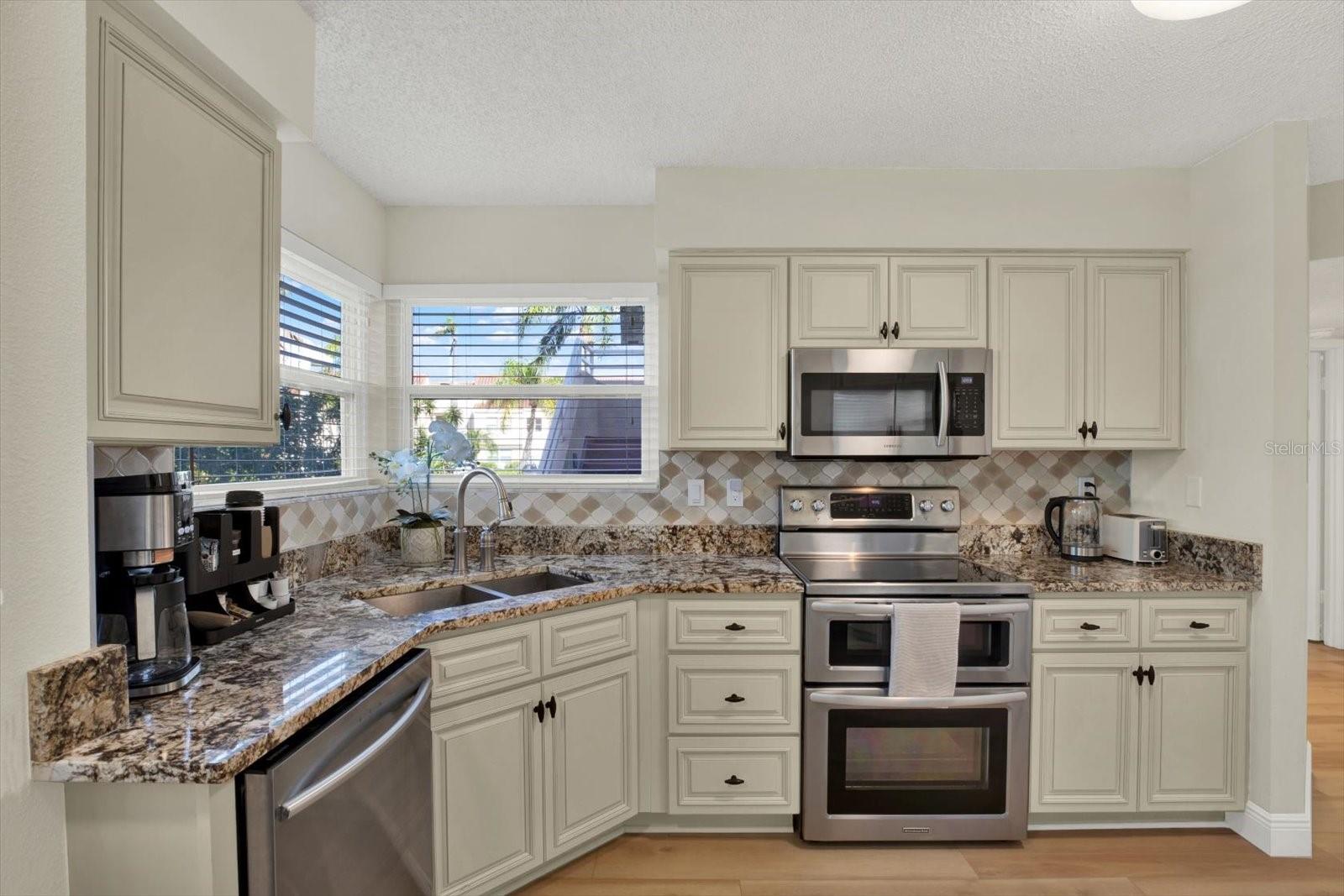 6080 BAHIA DEL MAR CIRCLE, #109, St Petersburg, FL 33715