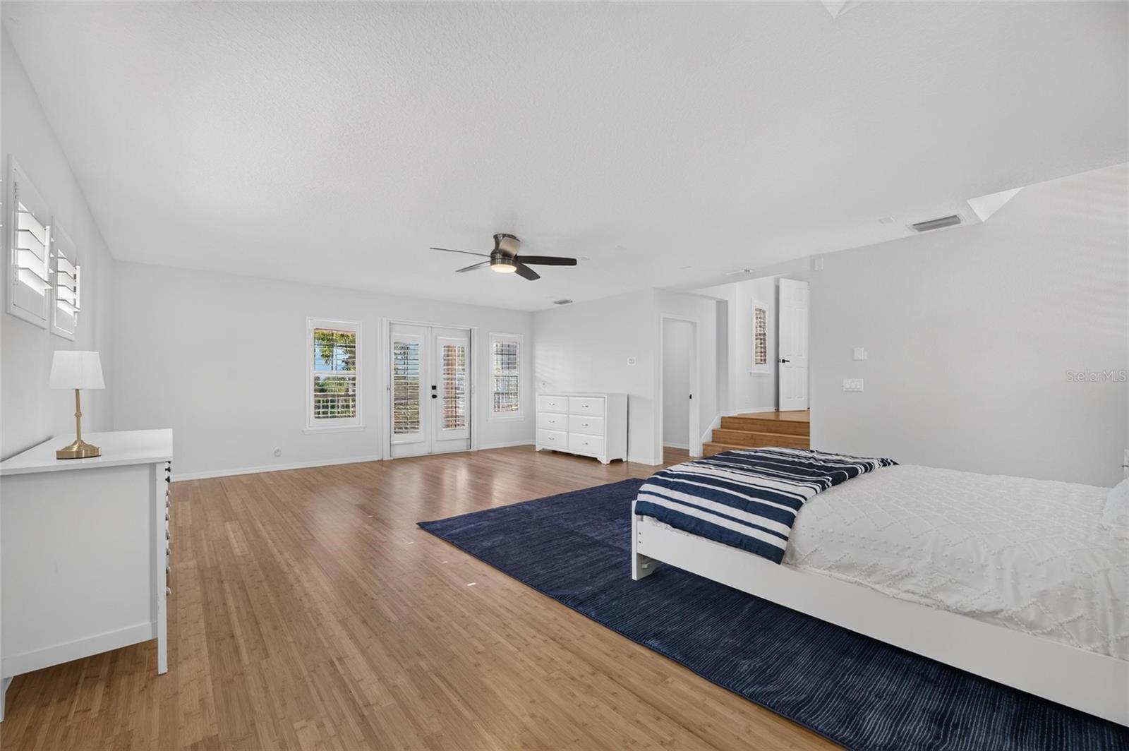 825 ISLEBAY DRIVE, Apollo Beach, FL 33572