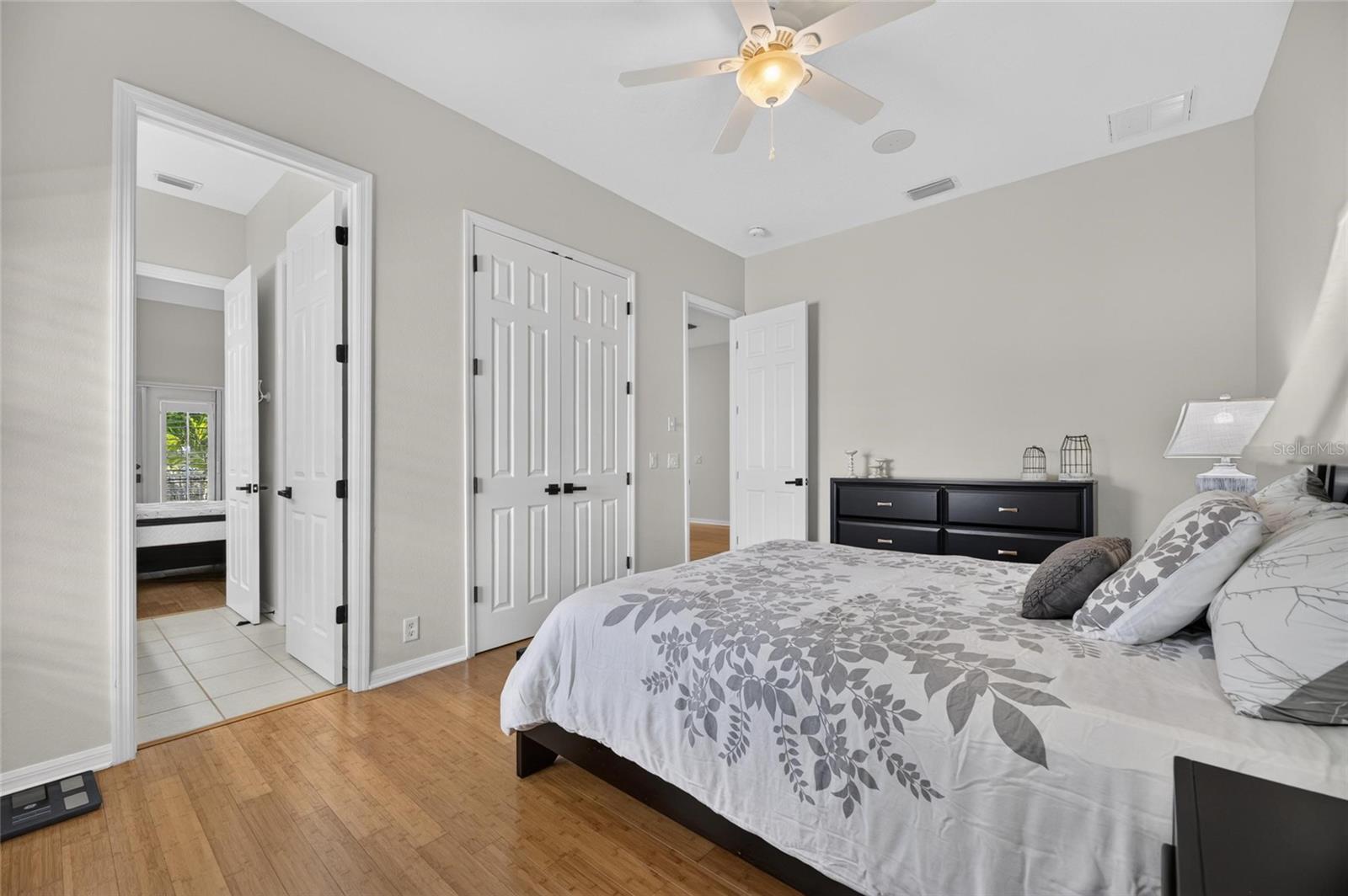 825 ISLEBAY DRIVE, Apollo Beach, FL 33572