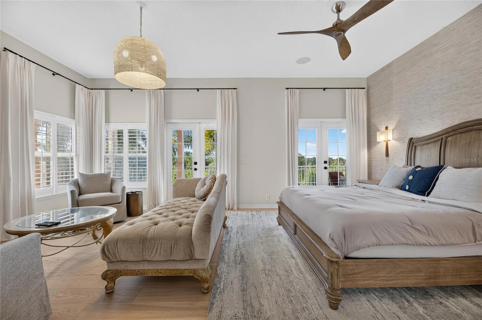 825 ISLEBAY DRIVE, Apollo Beach, FL 33572