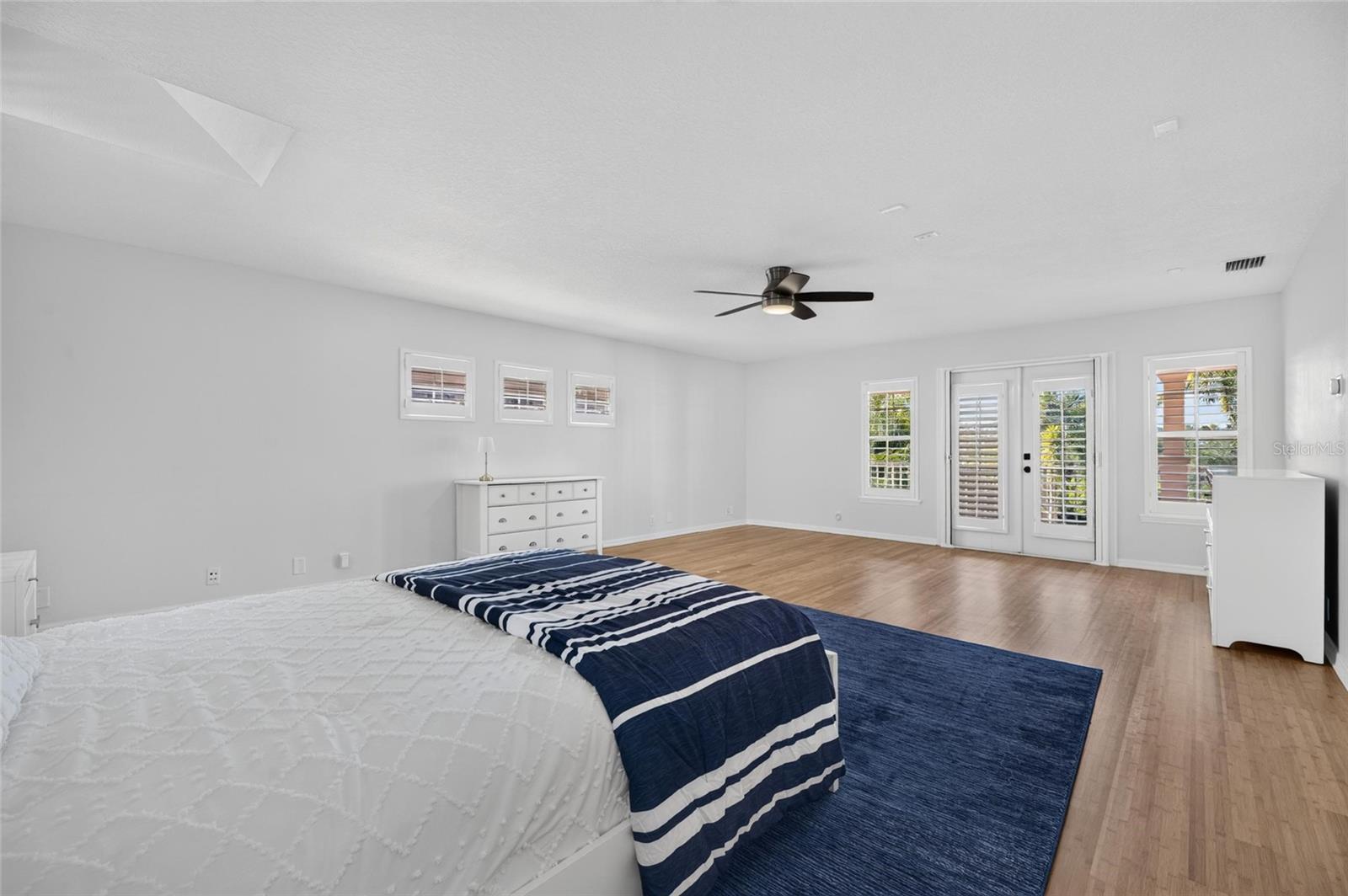 825 ISLEBAY DRIVE, Apollo Beach, FL 33572
