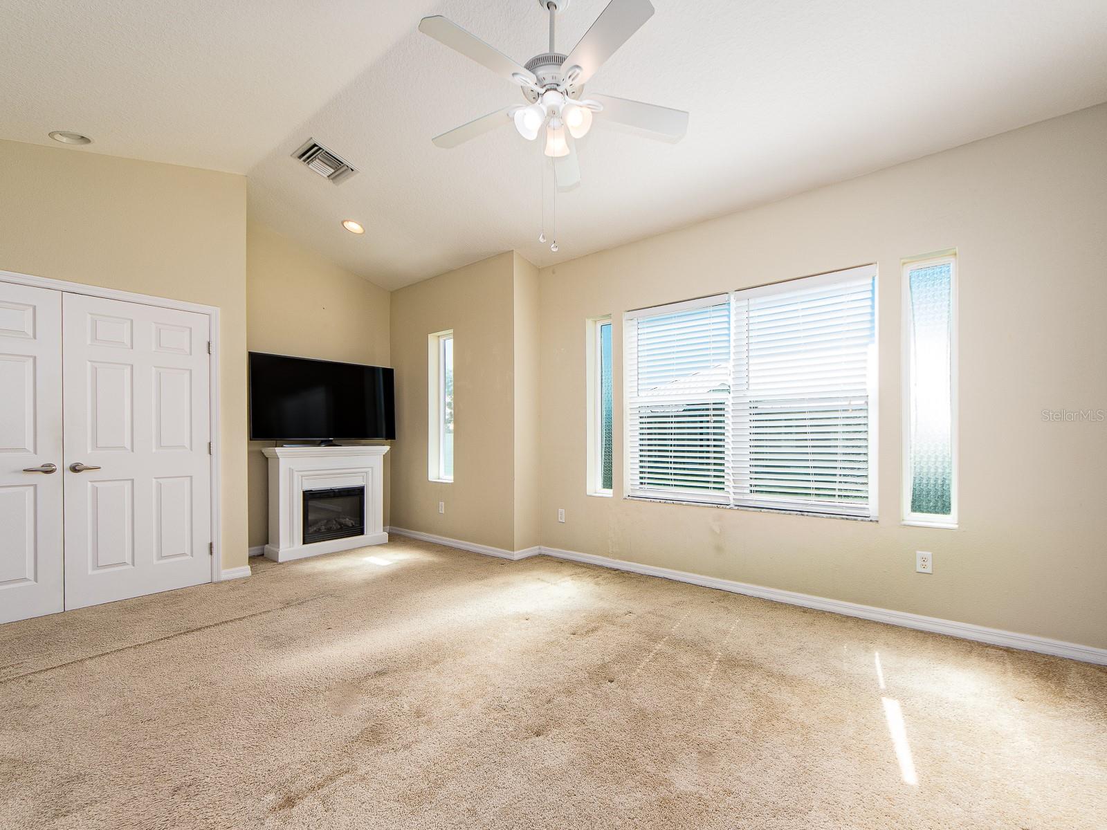 1283 SAWGRASS STREET, Clearwater, FL 33755