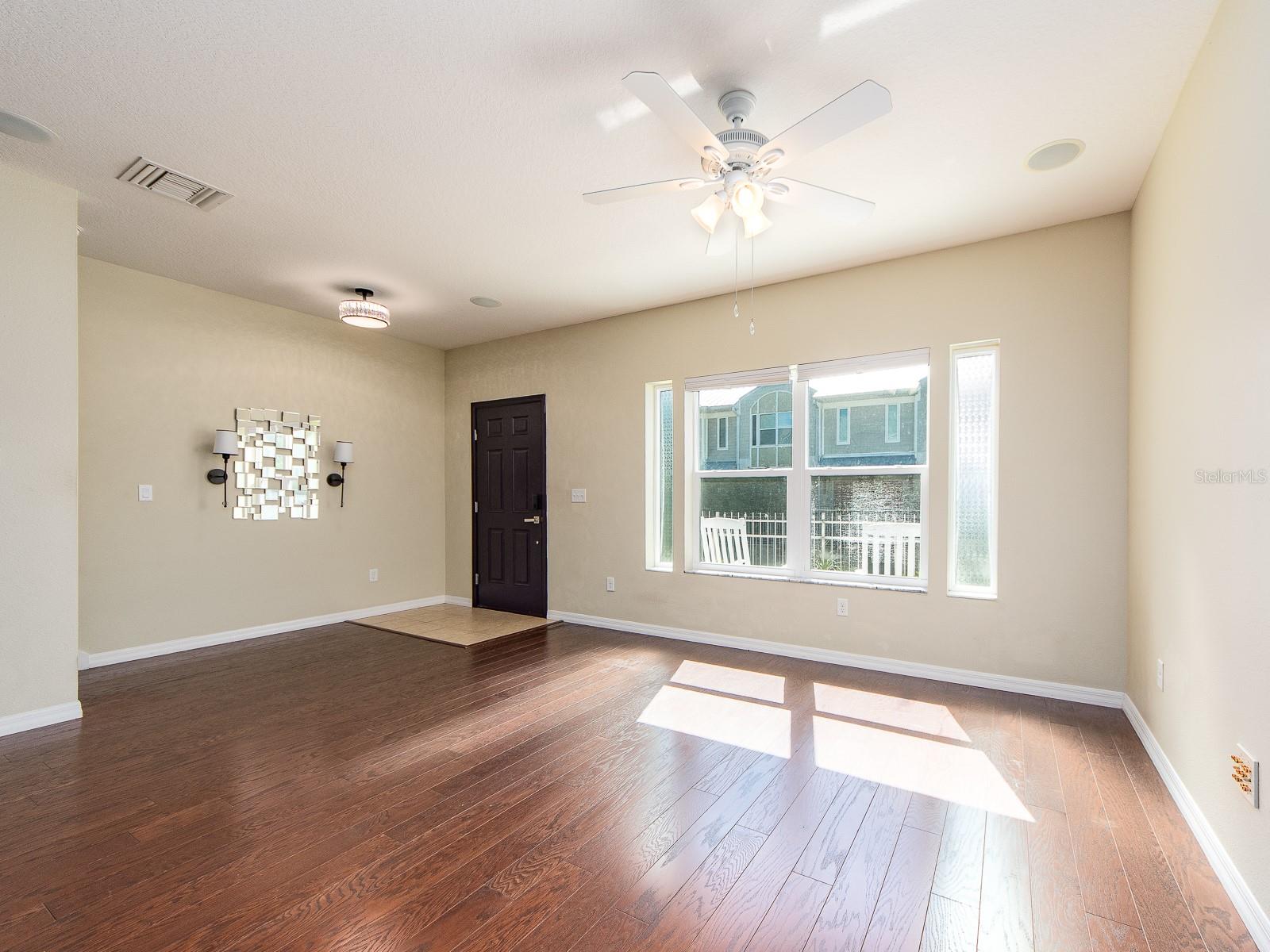 1283 SAWGRASS STREET, Clearwater, FL 33755