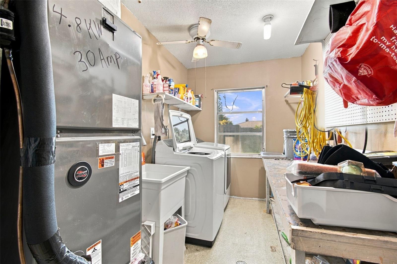 5300 PILOTS PLACE, New Port Richey, FL 34652