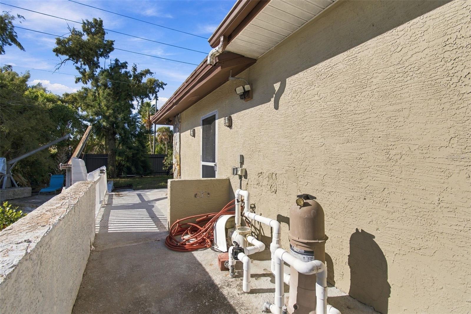 5300 PILOTS PLACE, New Port Richey, FL 34652